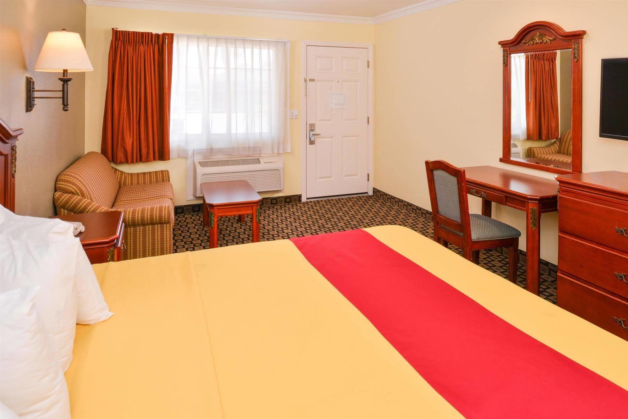 Americas Best Value Inn San Bernardino Exterior foto